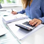 Dlaczego warto wybrać profesjonalne biuro finansowe: oszczędności, doradztwo oraz wszechogarniająca opieka dla Pana/Pani przedsiębiorstwa